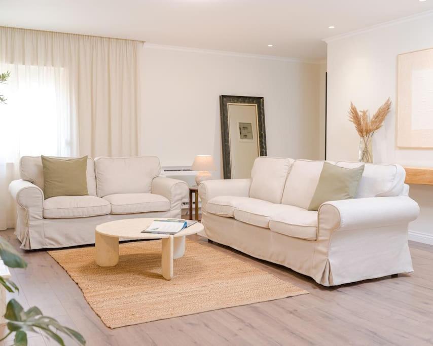 Apartment Anna's Blloku Tirana